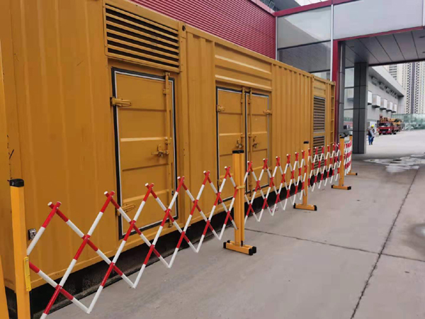 青山租赁发电机发电机油箱使用后要定期清除油箱底部沉淀的杂质