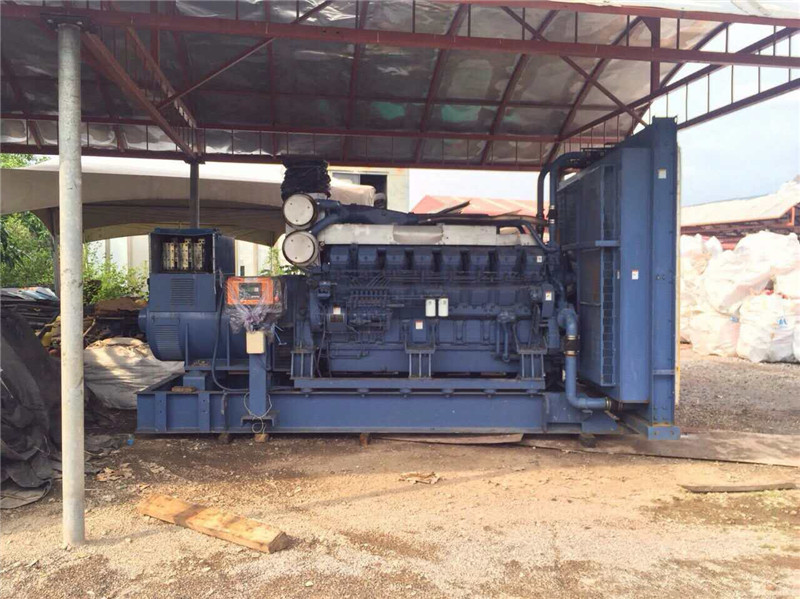 青山如何判断压力测试设备的压力是否稳定？